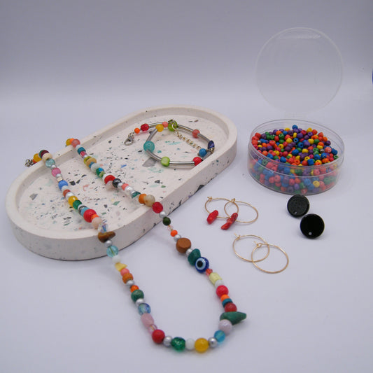 Beaded jewellery workshops