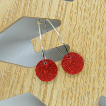 Load image into Gallery viewer, Red glitter hoop earrings
