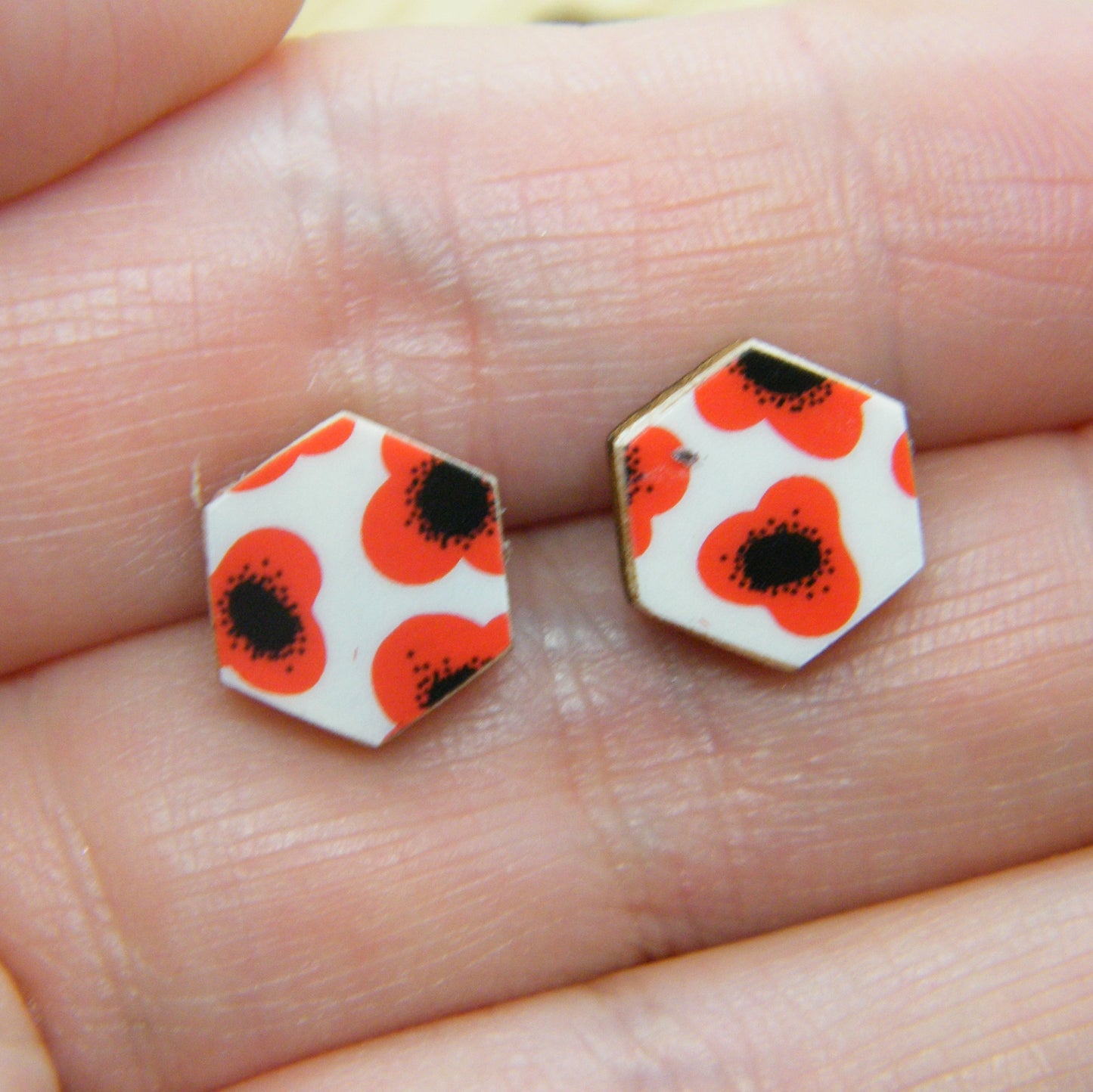 Red Poppy stud earrings