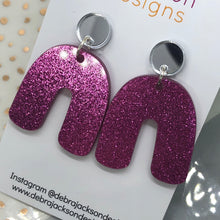Load image into Gallery viewer, Pink and silver arches earrings