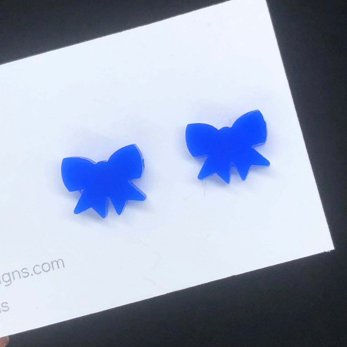 Bow stud earrings (various colours)
