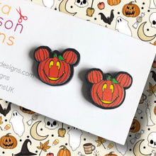 Load image into Gallery viewer, Pumpkin mouse stud earrings
