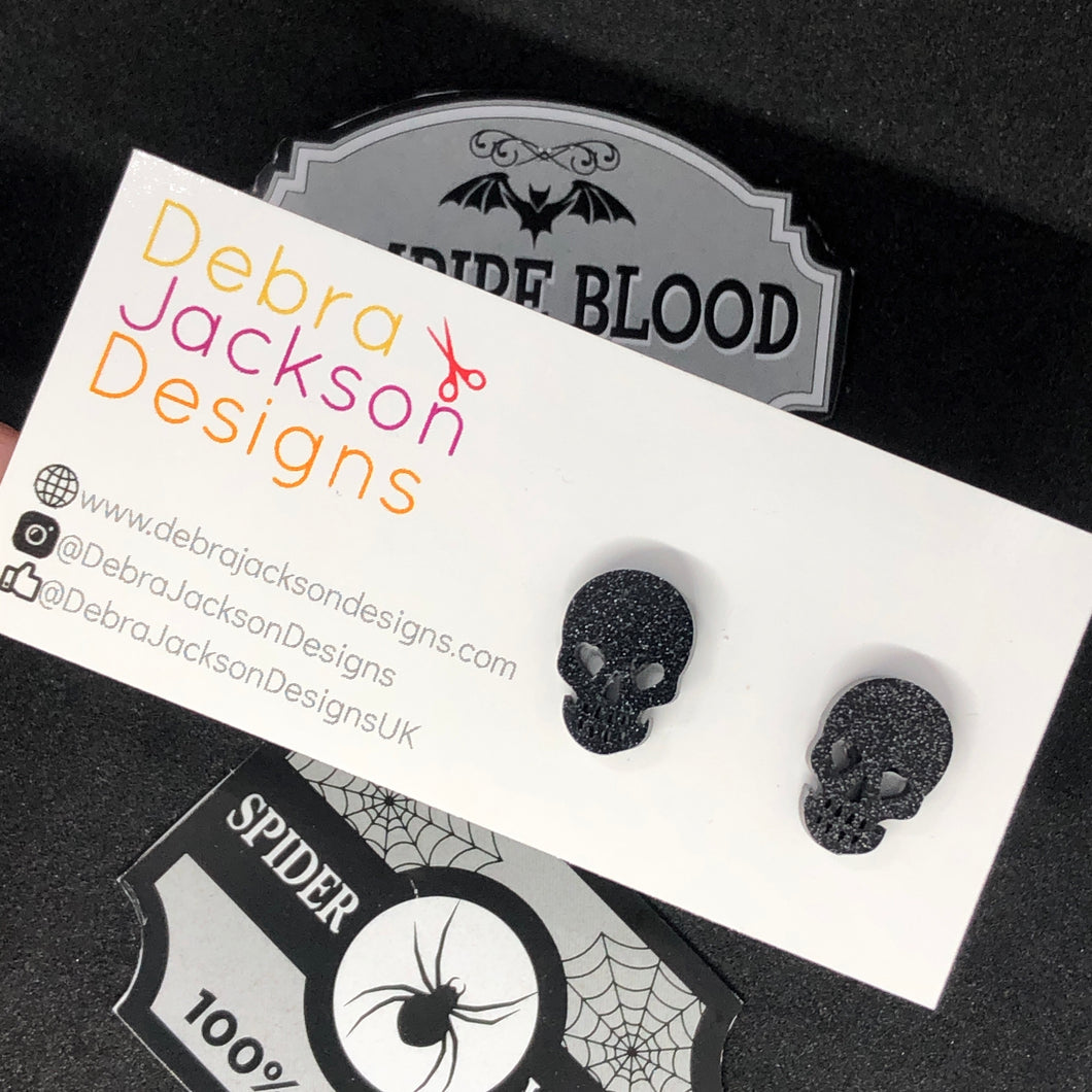 Skull stud earrings