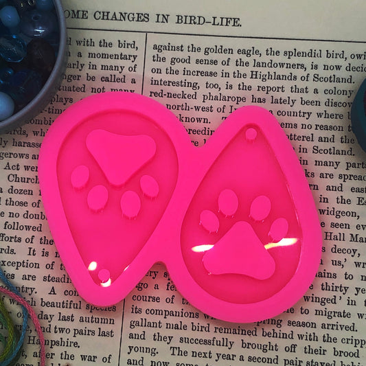 Paw teardrop mould