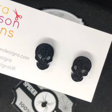 Load image into Gallery viewer, Skull stud earrings